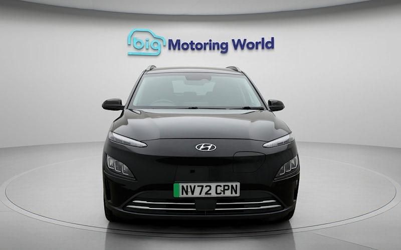 Used Hyundai Kona Premium 100 kW (136 HP) 2022 Black SUV