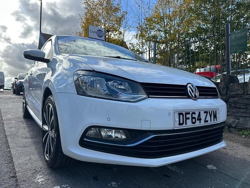 White Used 2015 VW Polo SE Hatchback | £5,995 (A bit pricey) - Image 1/4
