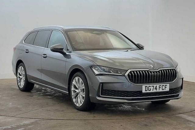 Graphite grey metallic Used 2024 Skoda Superb SE L Estate | £31,495 (Expensive) - Image 1/4