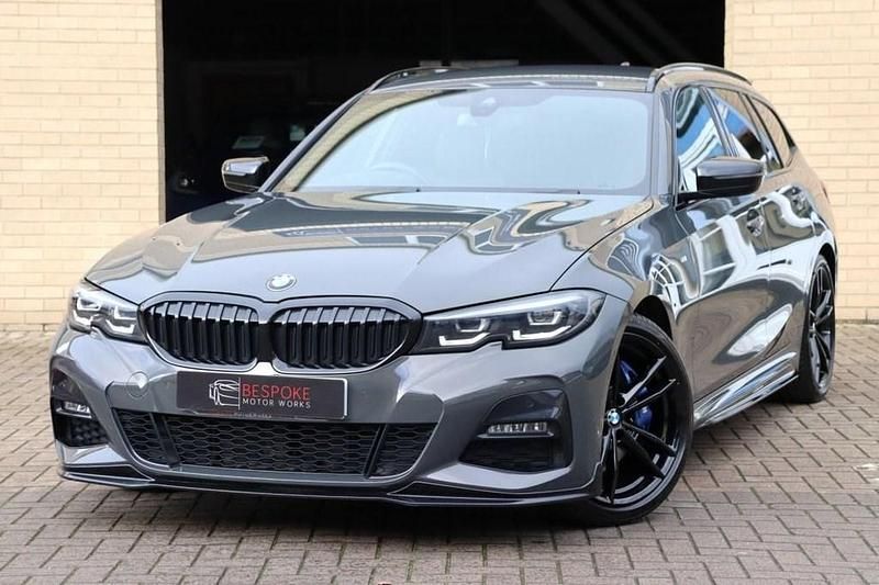 Grey Used 2021 BMW 320 M Sport Estate | £30,750 (Expensive) - Image 1/4
