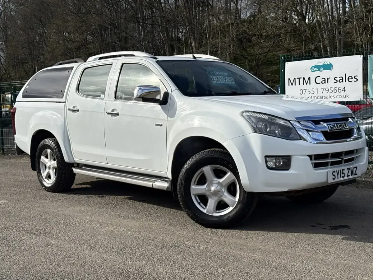 Begagnad Isuzu D-Max 2015 Vit Pickup