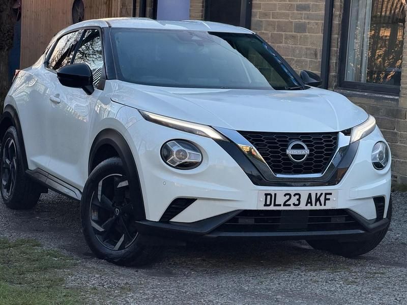 White Used 2023 Nissan Juke N-Connecta SUV | £9,290 (Super price) - Image 1/4
