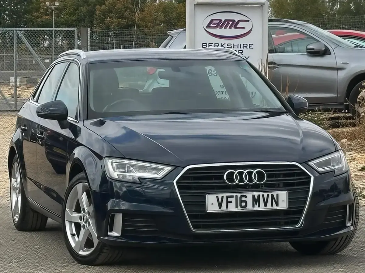 Used Audi A3 Sportback Sport 110 HP (80 kW) 2016 Blue Hatchback