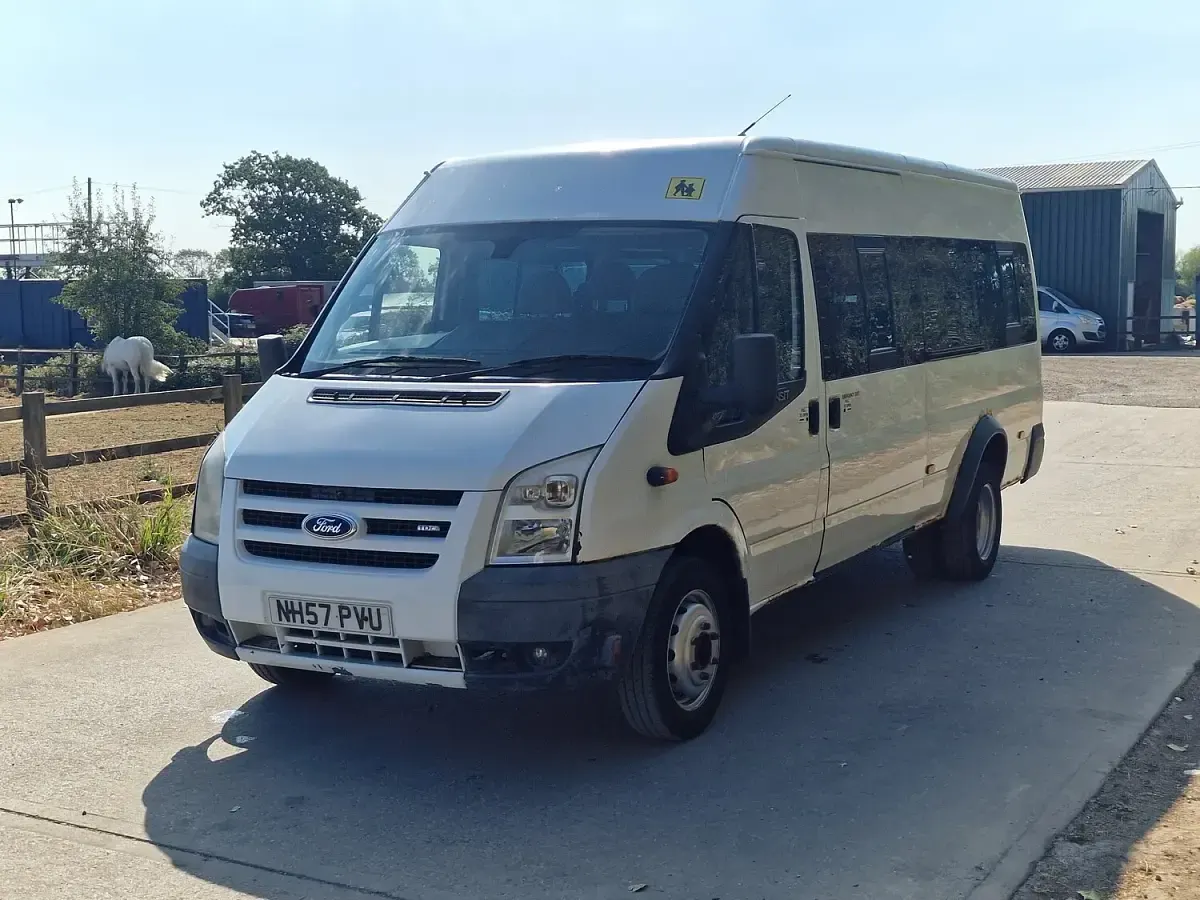 Used Ford Transit 140 HP (102 kW) 2008 White Van