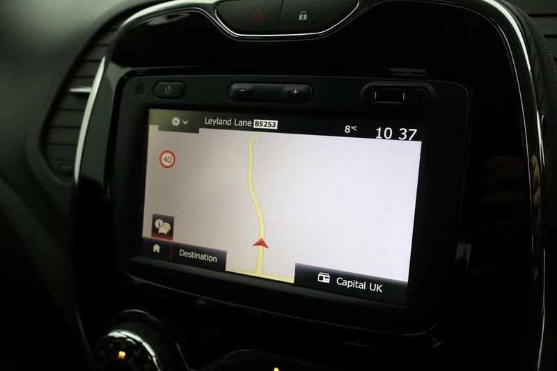 Used Renault Captur Dynamique 110 HP (80 kW) 2017 Blue SUV