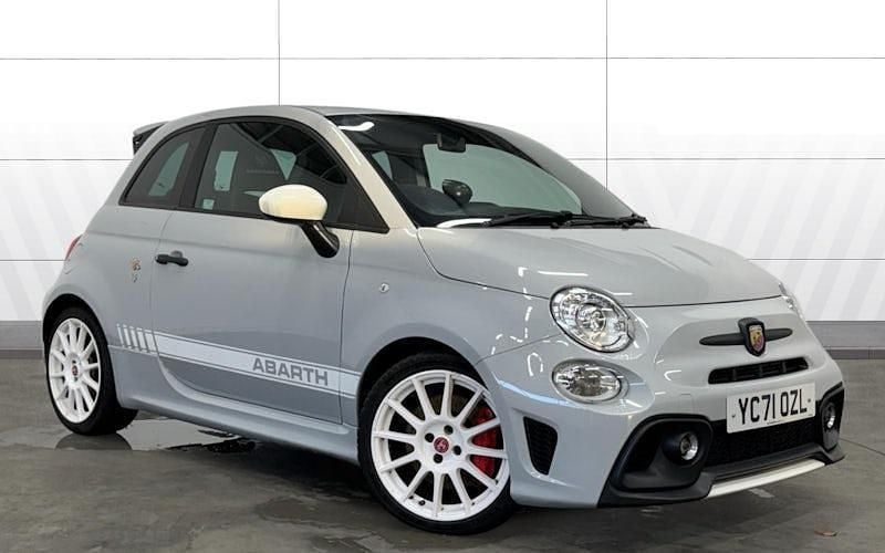 Used 2022 Abarth 695 Esseesse Hatchback | £21,643 (Fair price) - Image 1/4