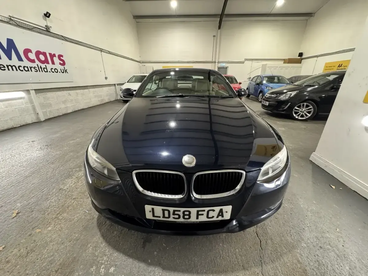 Begagnad BMW 320 Cabriolet 170 HK (125 kW) 2008 Blå Cab