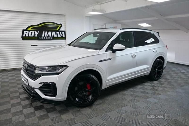 White Used 2020 VW Touareg R-line SUV | £36,750 (A bit pricey) - Image 1/1