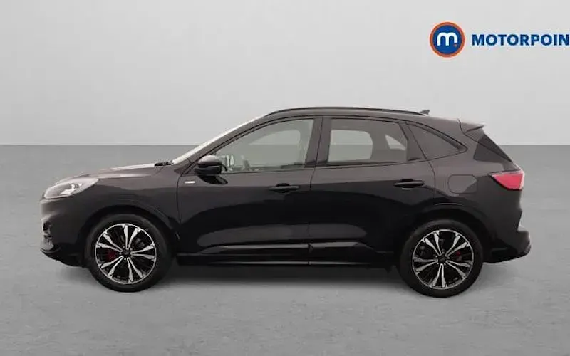 Second-hand Ford Kuga ST-Line X 190 CP (139 kW) 2023 Negru SUV