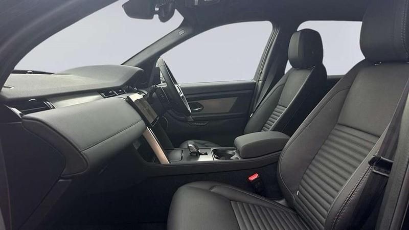 Used Land Rover Discovery Sport SE Dynamic 200 HP (147 kW) 2025 Black SUV