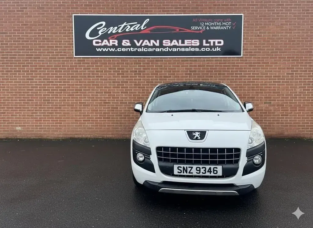 Used Peugeot 3008 Allure 156 HP (114 kW) 2013 White Estate