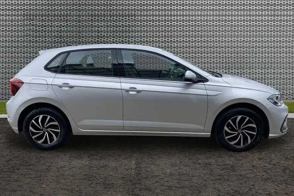 Used VW Polo 95 HP (69 kW) 2023 Hatchback