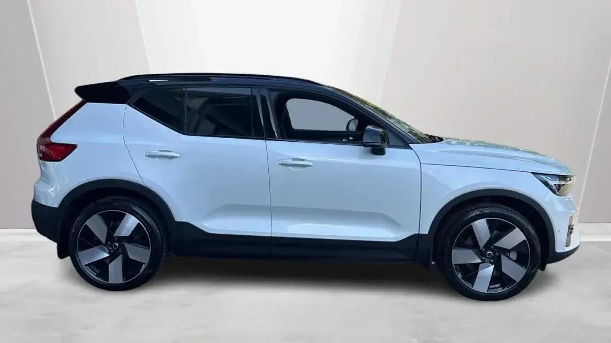 New Volvo EX40 Ultra 185 kW (252 HP) 2026 SUV