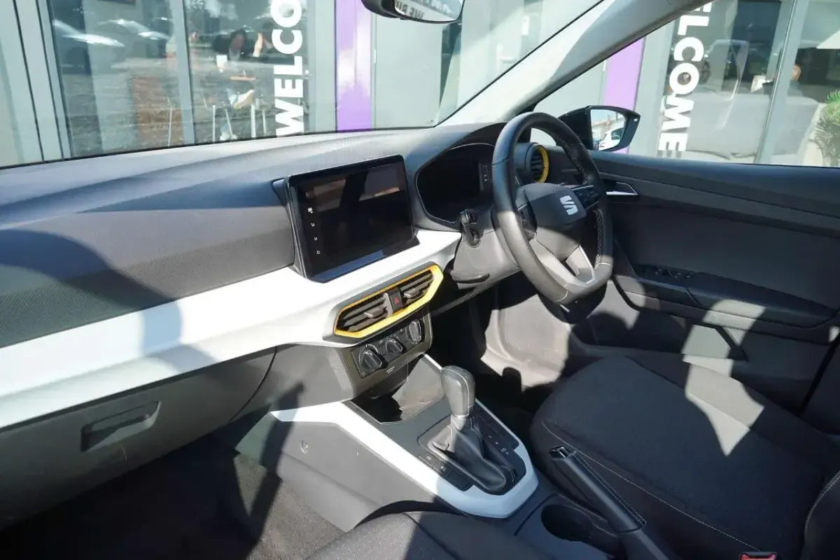 Used Seat Arona SE Technology 108 HP (79 kW) 2023 Black SUV