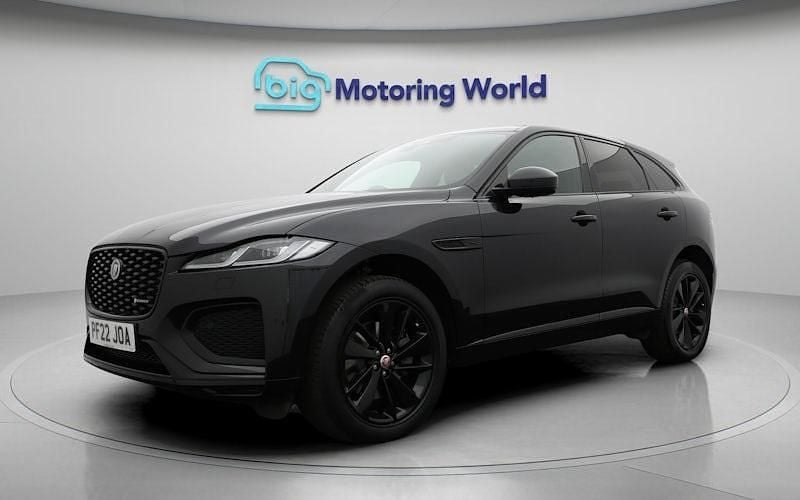 Second-hand Jaguar F-Pace R-Dynamic 204 CP (150 kW) 2022 Negru SUV