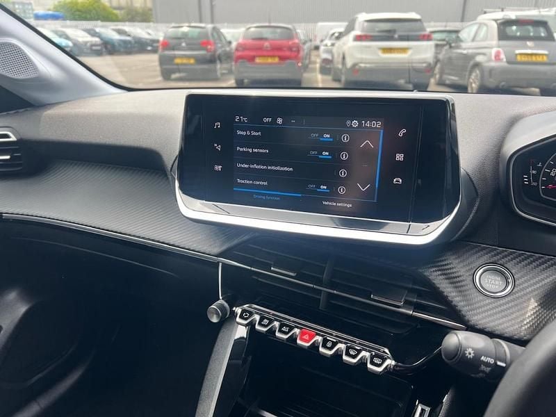 Black Used 2022 Peugeot 2008 Allure Premium SUV | £16,795 (Fair price) - Image 1/4