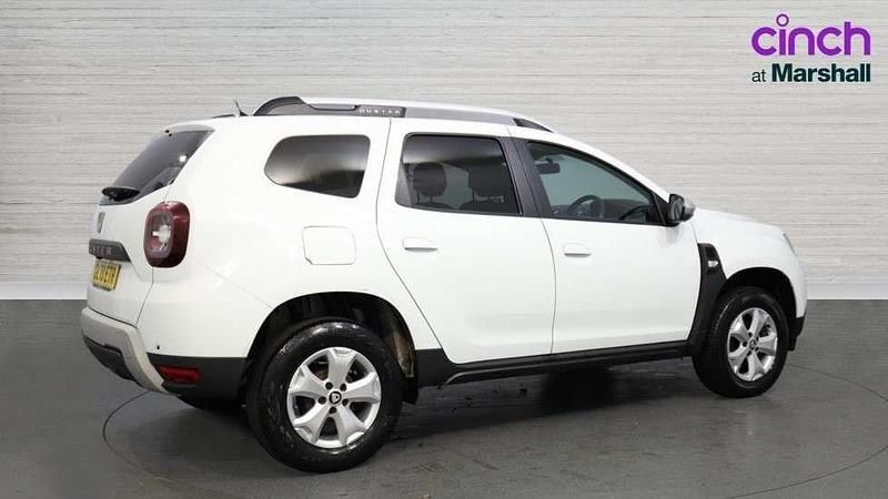 Used Dacia Duster Comfort 100 HP (73 kW) 2020 White SUV