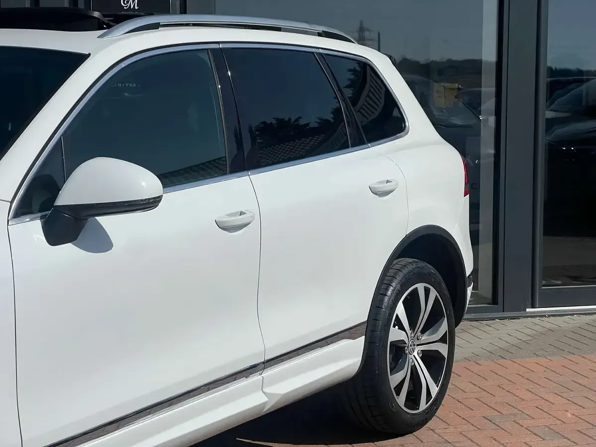 Used VW Touareg R-line 262 HP (192 kW) 2015 White SUV