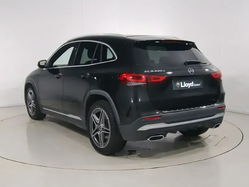 Used Mercedes GLA220 AMG line 190 HP (139 kW) 2020 Black SUV