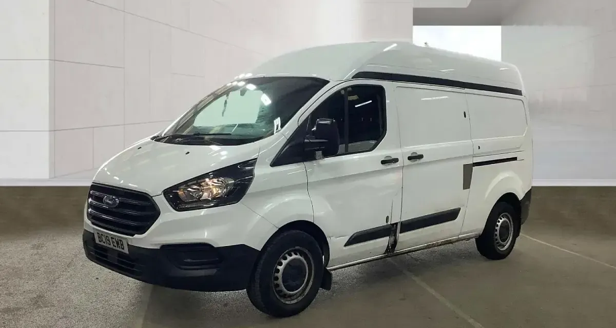 Used Ford Transit Custom 130 HP (95 kW) 2019 White Van
