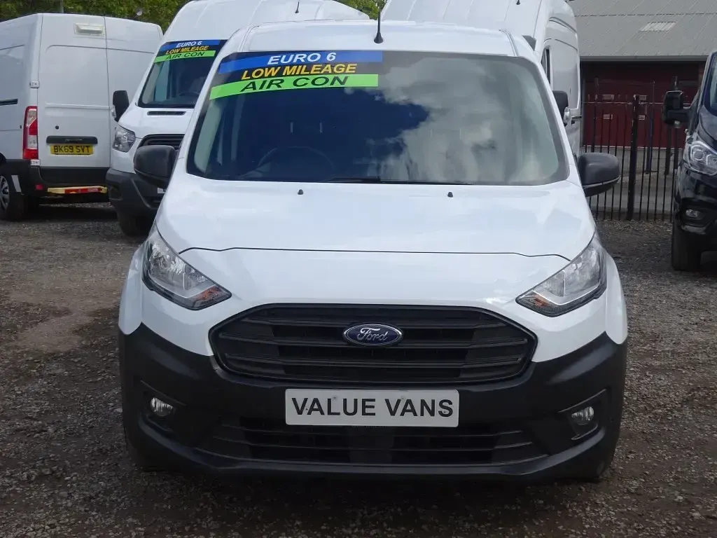 Second-hand Ford Transit Connect 100 CP (73 kW) 2020 Alb Monovolum