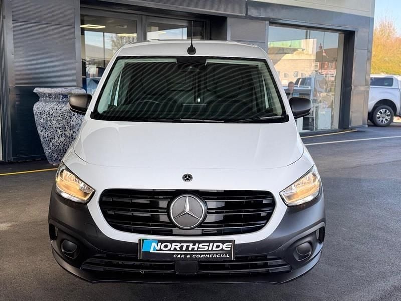 Used Mercedes eCitan Progressive 89 kW (122 HP) 2024 White Van