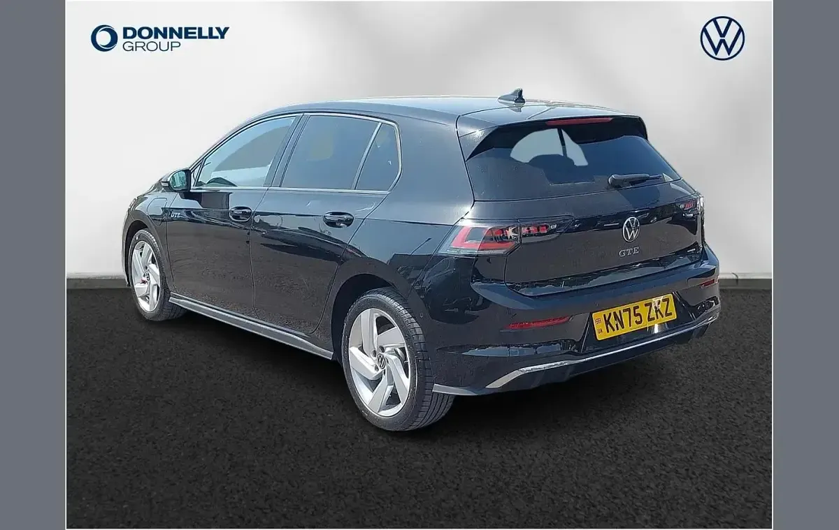 Used VW Golf VIII GTE 272 HP (200 kW) 2025 Black Hatchback