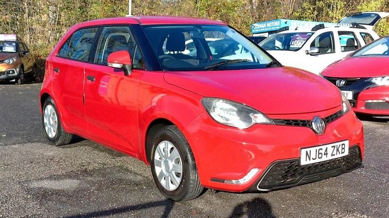 Used MG MG3 106 HP (77 kW) 2014 Red Hatchback