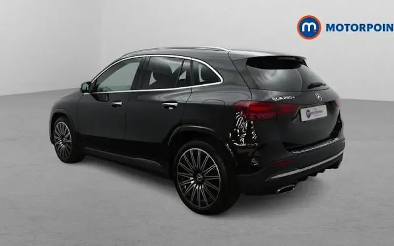 Usado Mercedes GLA200 AMG Line Premium Plus 150 HP (110 kW) 2026 SUV