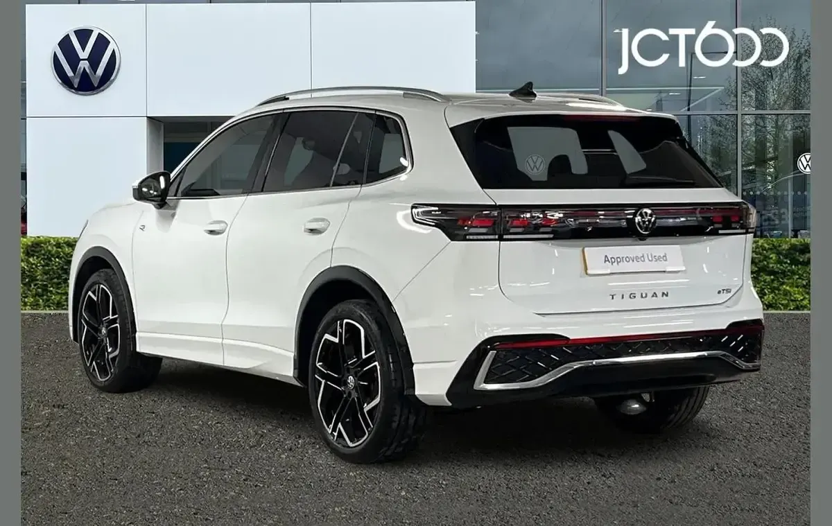 Used VW Tiguan R-line 147 HP (108 kW) 2025 White SUV