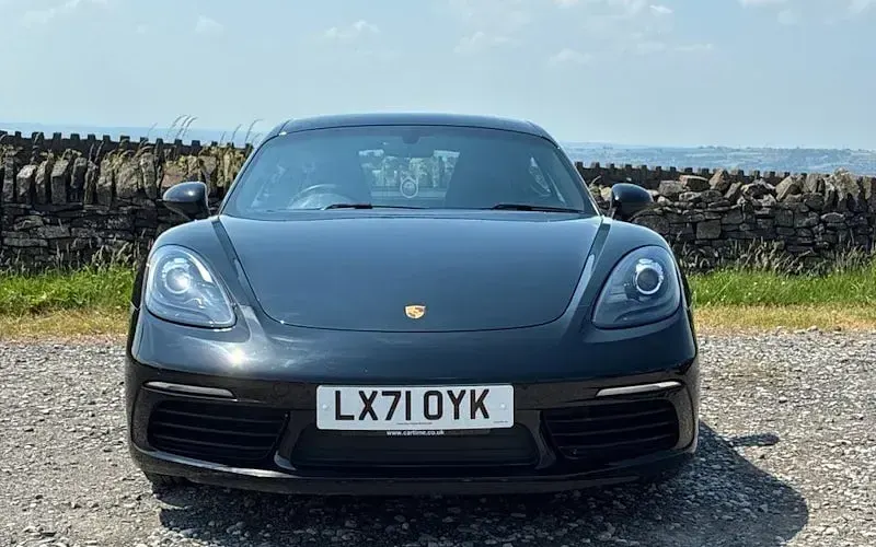 Used Porsche 718 Cayman 300 HP (220 kW) 2025 Coupe