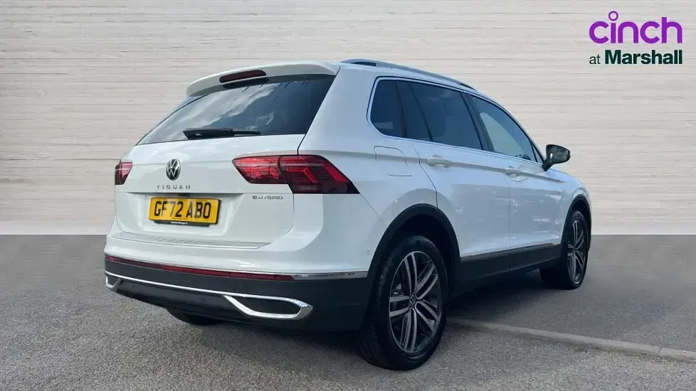 Used VW Tiguan Elegance 245 HP (180 kW) 2022 Pure white SUV
