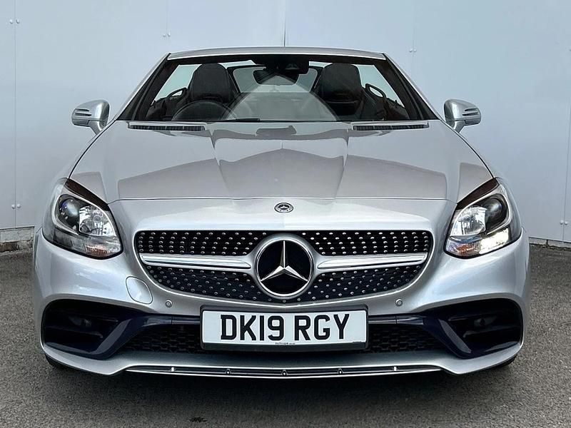 Used Mercedes SLC180 AMG line 156 HP (114 kW) 2019 Silver Cabriolet