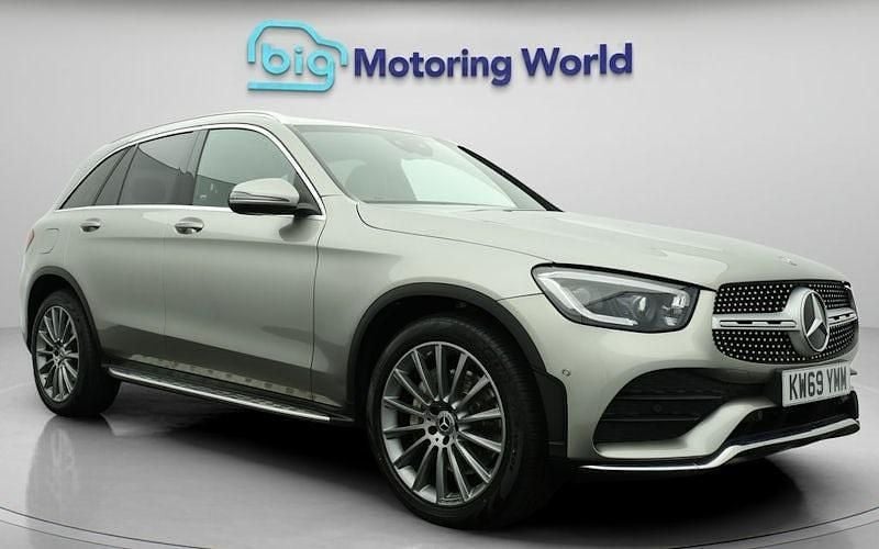 Used 2022 Mercedes GLC220 AMG Line Premium Estate | £24,200 (Fair price) - Image 1/4