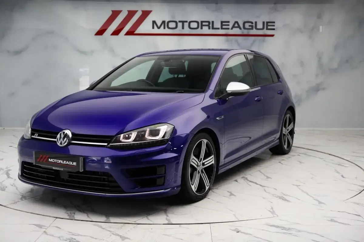 Used VW Golf VII R 2016 Blue Hatchback