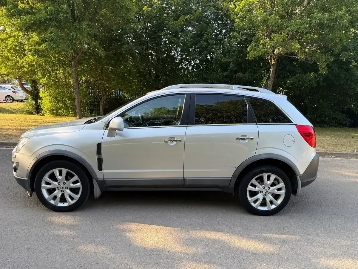 Used Vauxhall Antara 2012 Silver SUV