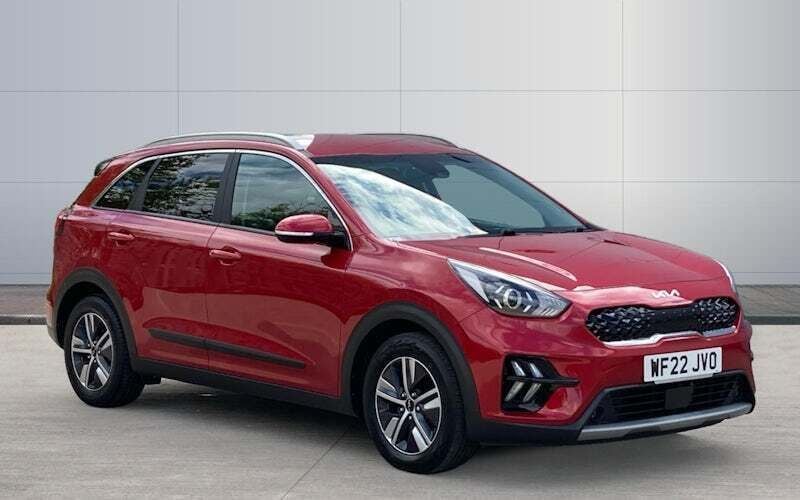 Red Used 2022 Kia Niro 2 SUV | £16,520 (Good price) - Image 1/4