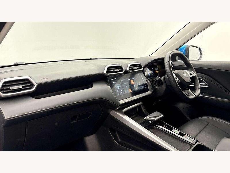 Usado MG ZS Trophy 196 HP (144 kW) 2025 Azul SUV