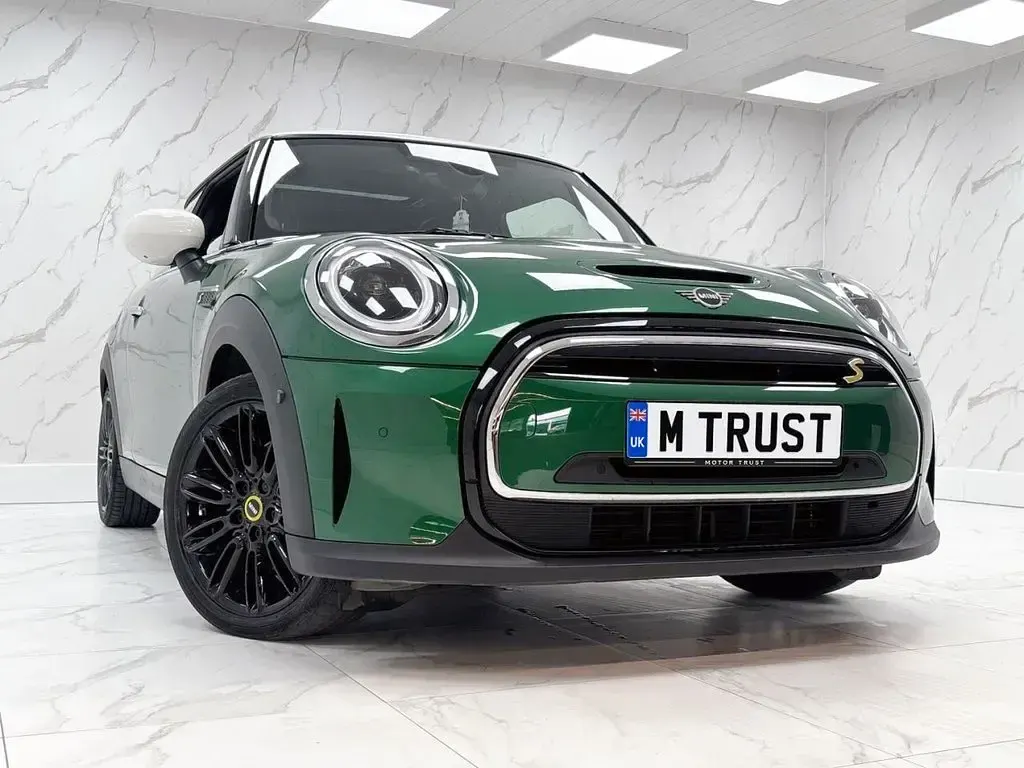 Used Mini Cooper SE Hatch 135 kW (184 HP) 2023 Green Hatchback