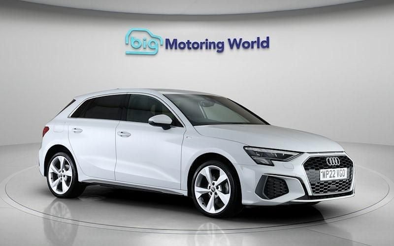 Used Audi A3 Sportback e-tron S-Line 204 HP (150 kW) 2025 Hatchback