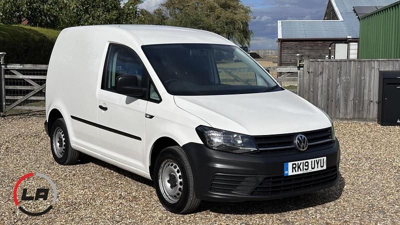White Used 2019 VW Caddy Startline MPV | £5,990 (Good price) - Image 1/4