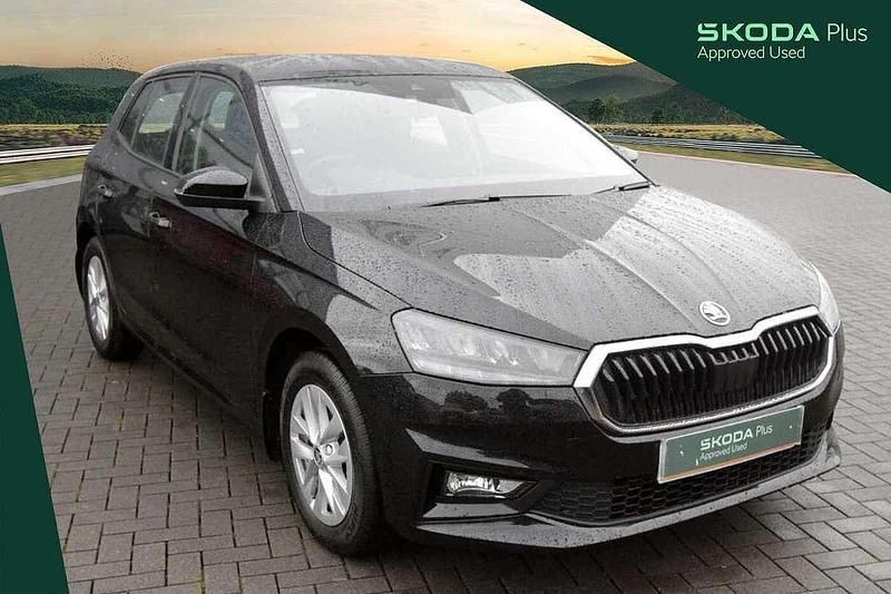 Black magic pearl effect Used 2023 Skoda Fabia Comfort Hatchback | £14,739 (Fair price) - Image 1/4