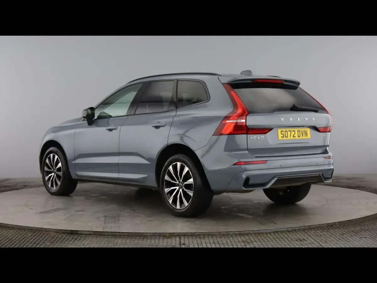 Second-hand Volvo XC60 Plus 2023 Gri SUV