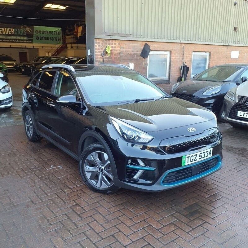 Black Used 2021 Kia e-Niro 3 SUV | £12,480 (Super price) - Image 1/4