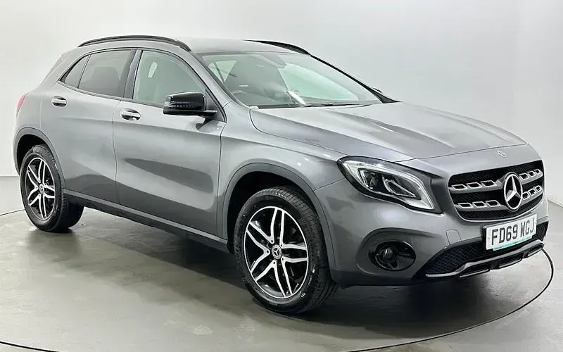 Used Mercedes GLA180 Urban 122 HP (89 kW) 2020 SUV