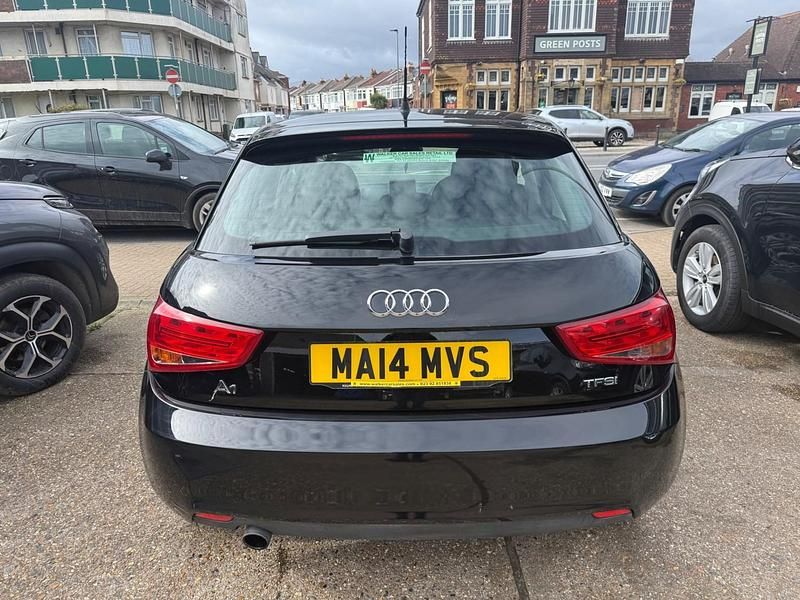 Used Audi A1 Sportback Sport 86 HP (63 kW) 2014 Black Hatchback