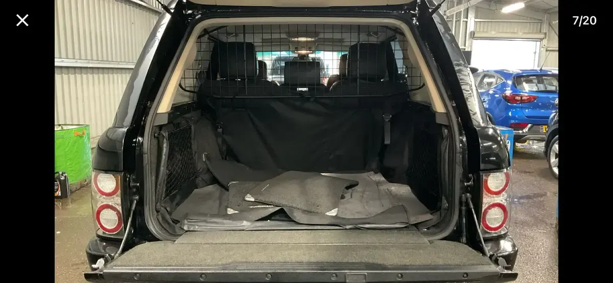 Used Land Rover Range Rover Vogue 313 HP (230 kW) 2011 Black SUV