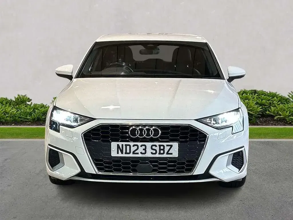 Used Audi A3 Sport 108 HP (79 kW) 2023 White Sedan