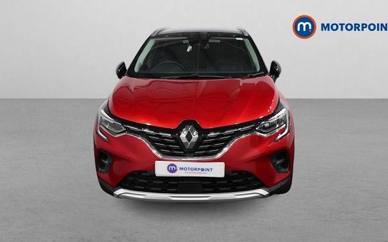 Used Renault Captur Techno 143 HP (105 kW) 2023 Red/black SUV