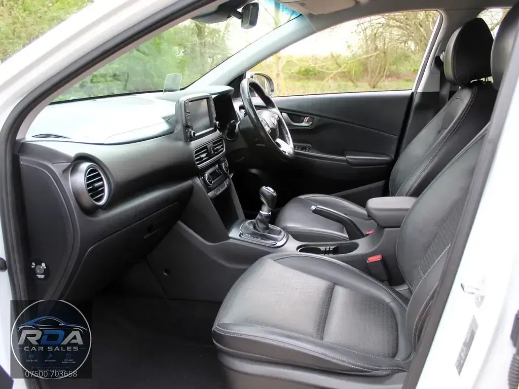 Used Hyundai Kona Premium SE 120 HP (88 kW) 2020 White SUV